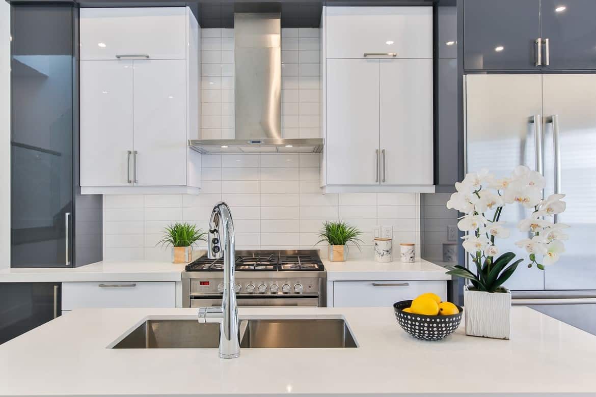 Clean and modern kitchen.