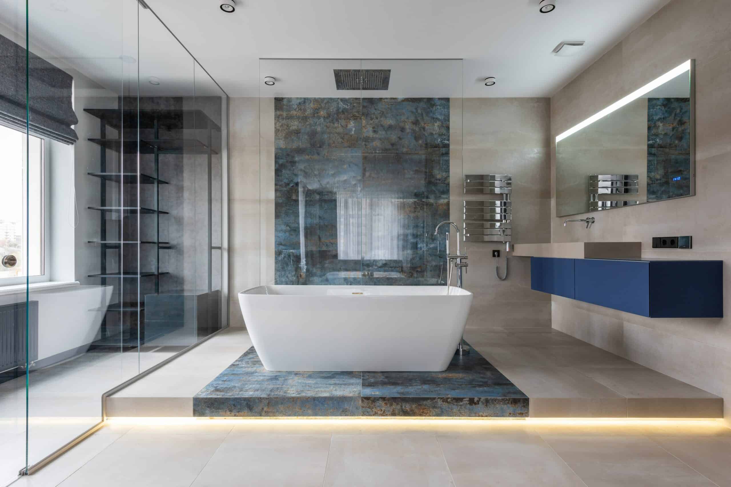 Clean modern bathroom.