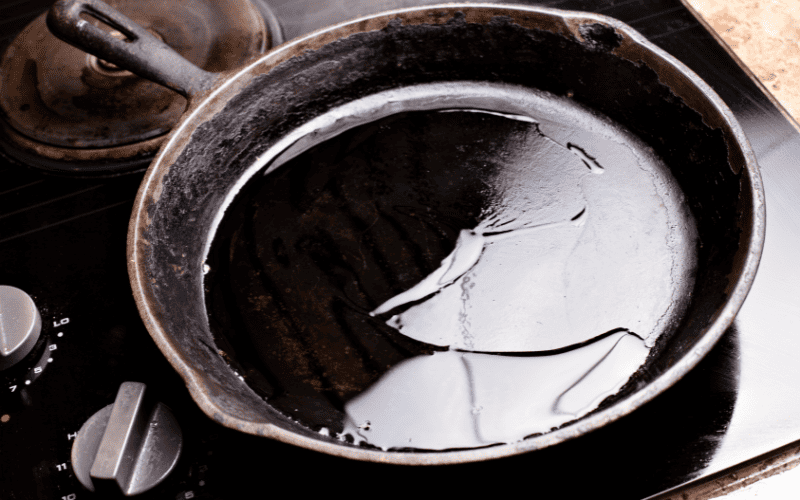 Cast Iron Oil by Foodieville for Seasoning Cast Iron Cookware