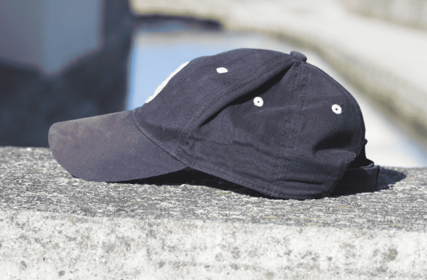 How to clean hats from sweat