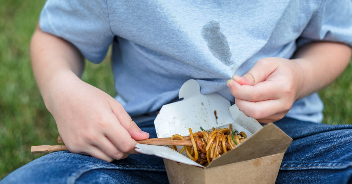 How to get grease stains out of clothes